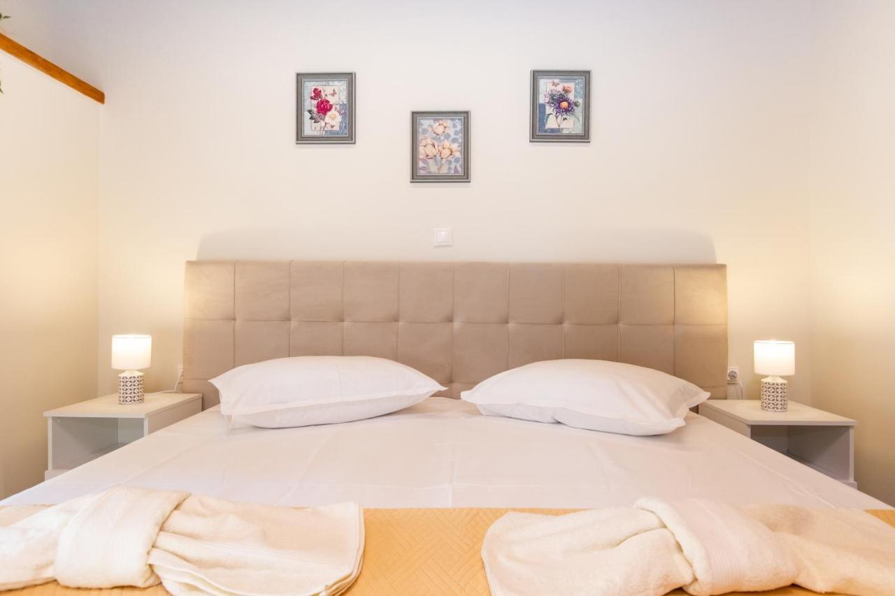 Odisseus Old Town Apartment Corfu  Exterior photo